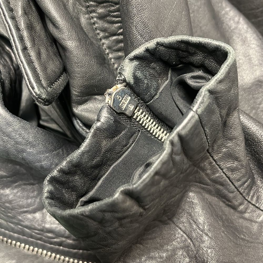 Madewell The Washed Leather Motorcycle Jacket in Trur Black size Medium - Picture 15 of 16